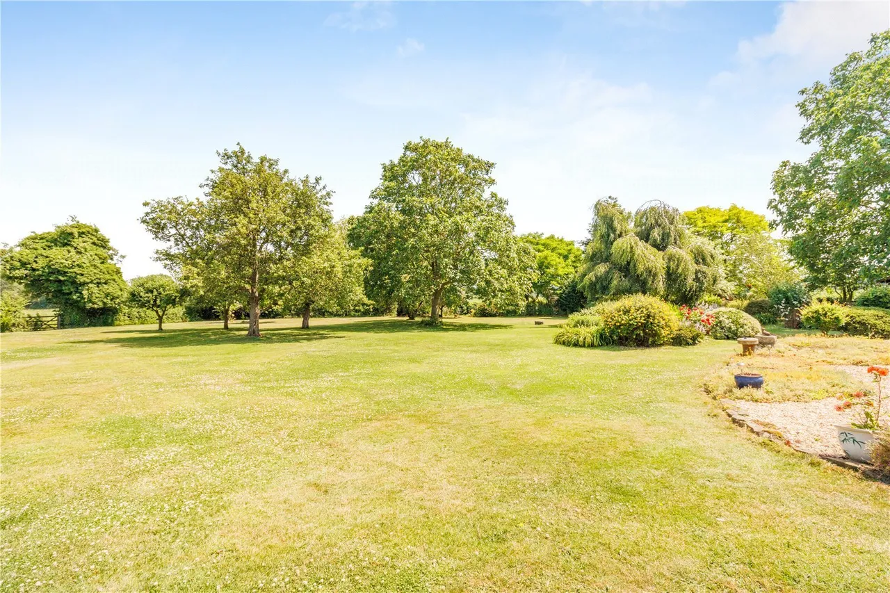 Darland Lane, Rossett, LL12, photo 22