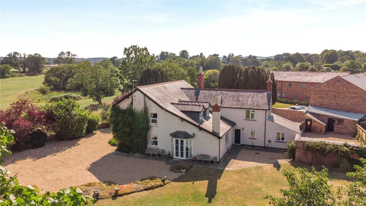Darland Lane, Rossett, LL12, photo 24