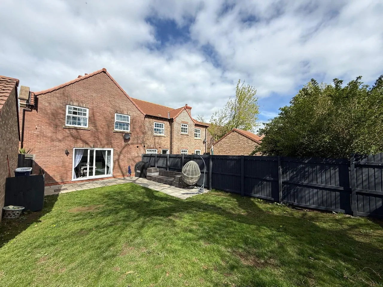 Wisteria Park Gardens, Thirsk, North Yorkshire, YO7 1TW, photo 16