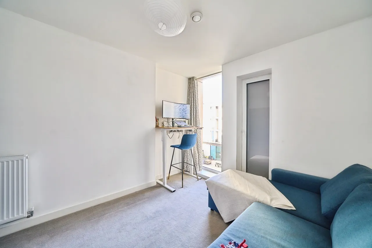 Jupp Road West, London, E15, photo 17