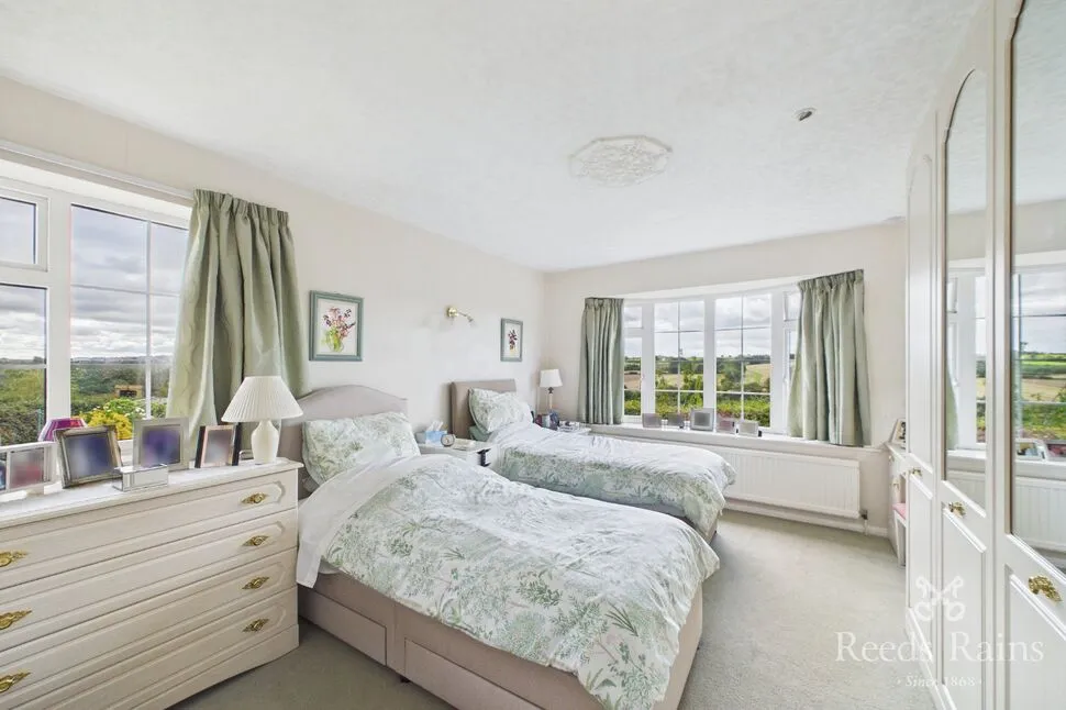 Danesleigh Drive, Middlestown, West Yorkshire, WF4, photo 5