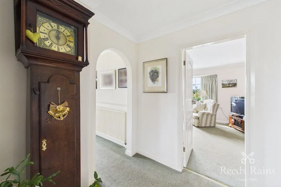 Danesleigh Drive, Middlestown, West Yorkshire, WF4, photo 11
