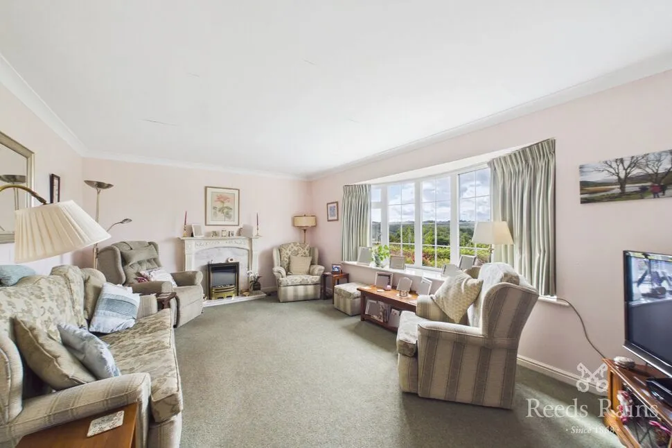 Danesleigh Drive, Middlestown, West Yorkshire, WF4, photo 8