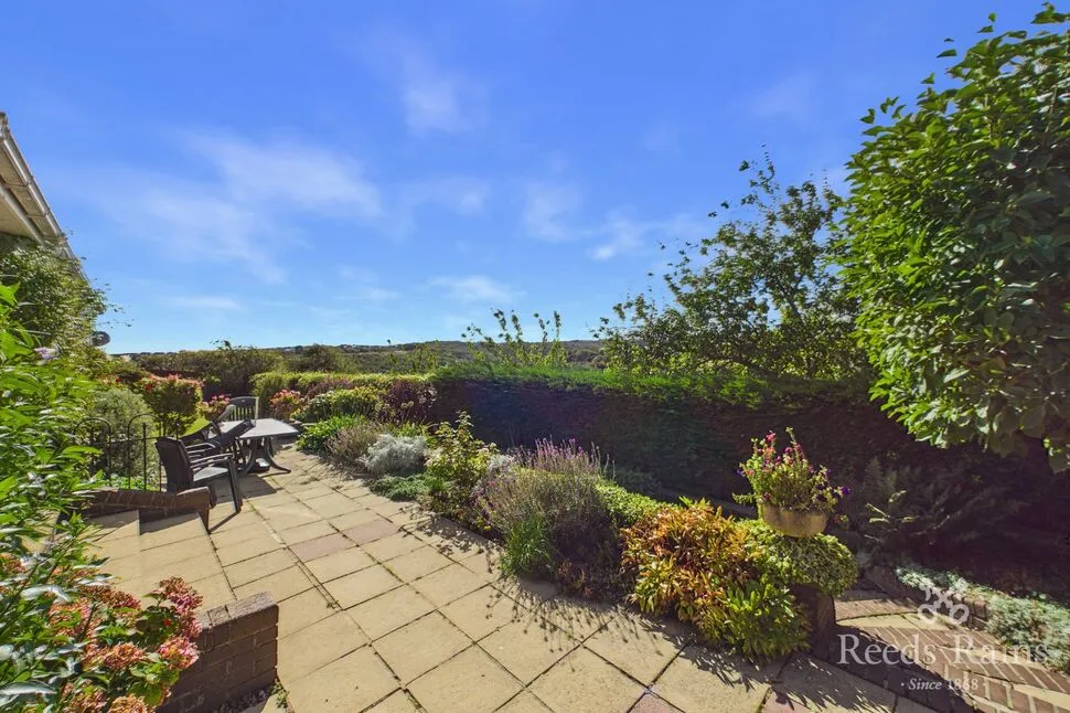 Danesleigh Drive, Middlestown, West Yorkshire, WF4, photo 7