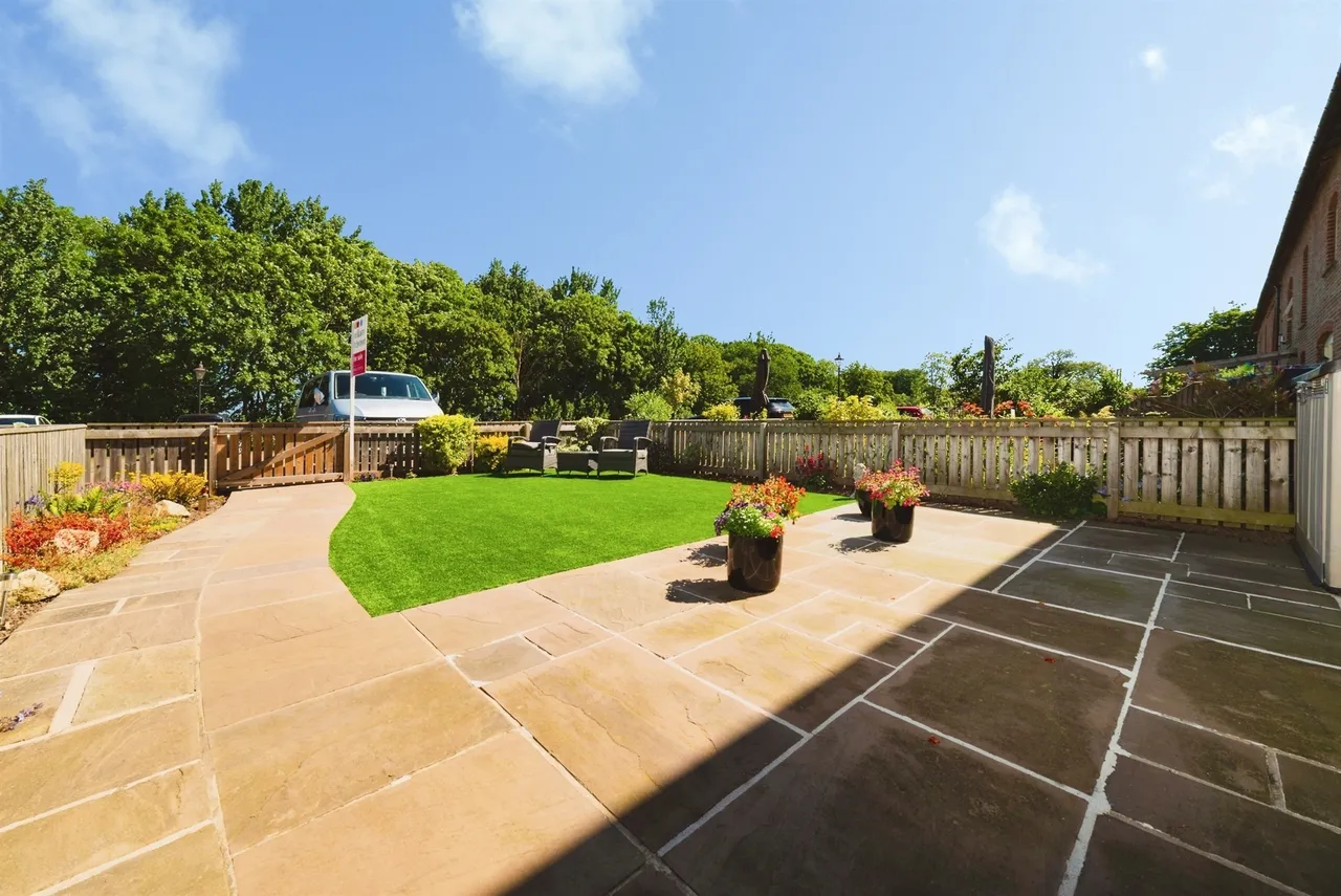 Enholmes Lane, Patrington, HU12, photo 18