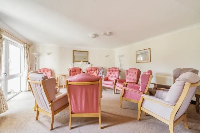 Grovelands Avenue, Swindon, SN1, photo 7