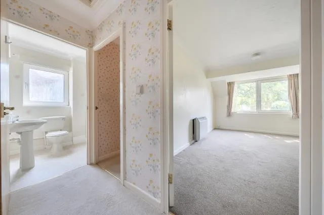 Grovelands Avenue, Swindon, SN1, photo 16