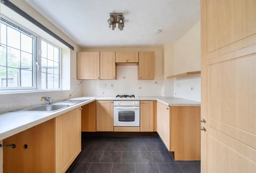 Ashlea Meadow, Bishops Cleeve, GL52, photo 2