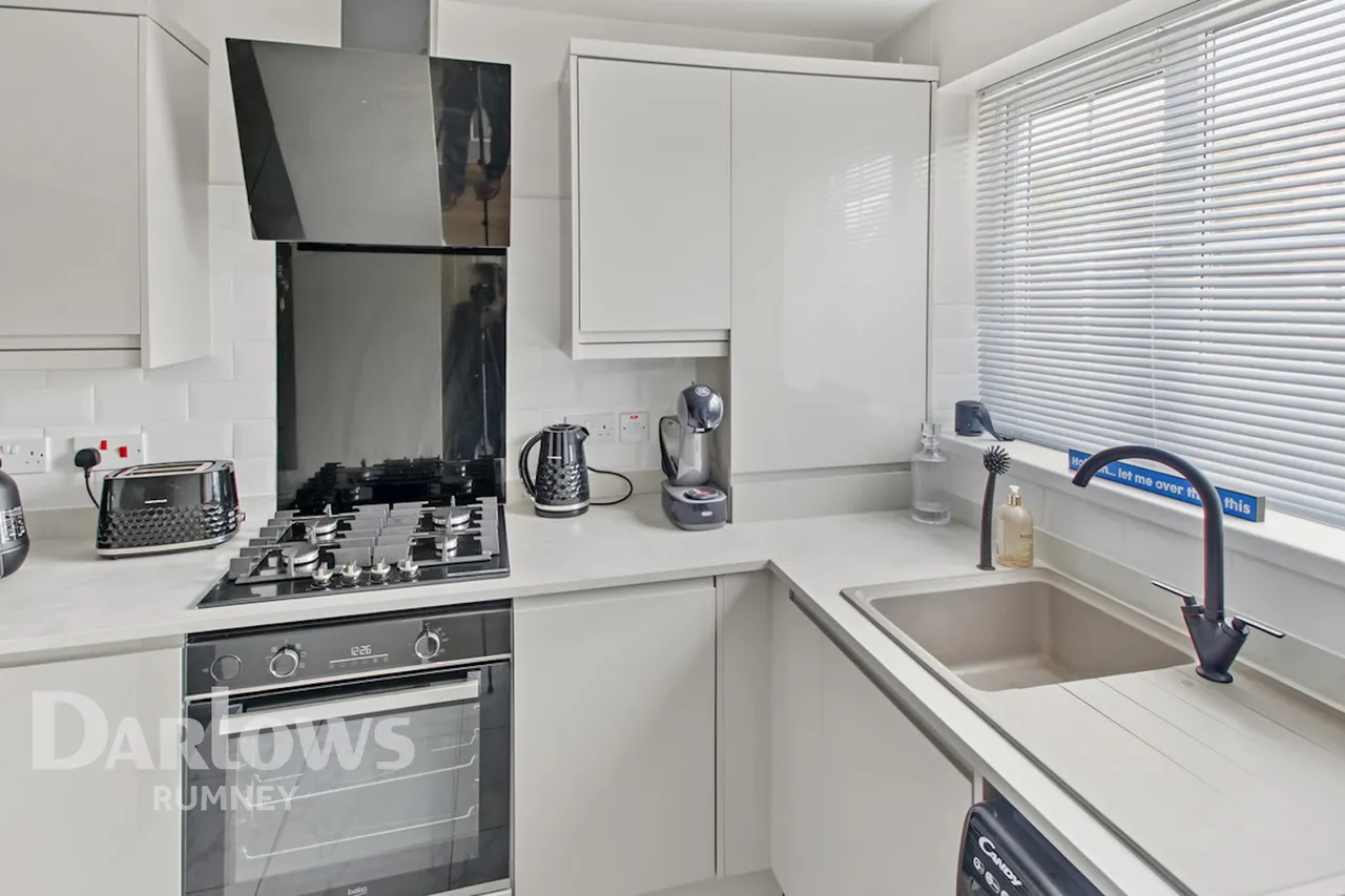 Matthysens Way, Cardiff, photo 8