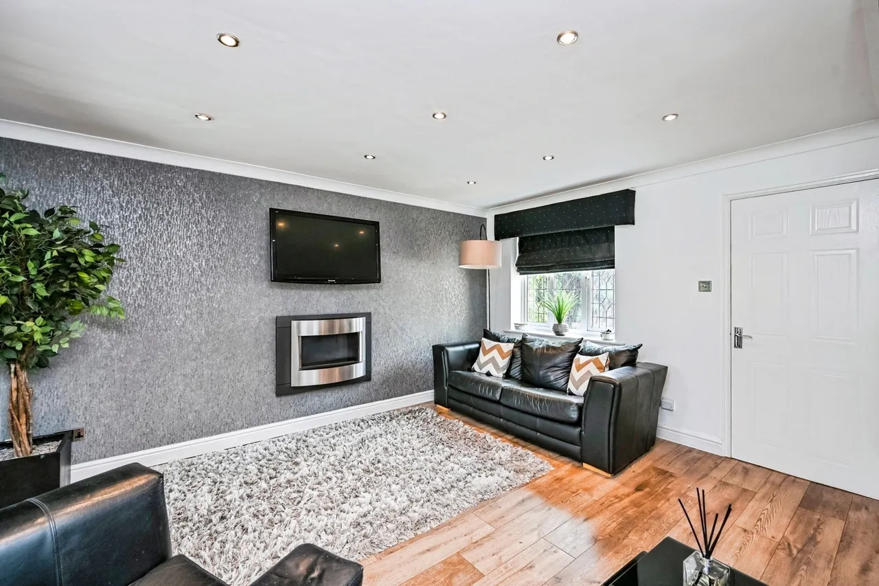 Kirkstead Walk, Liverpool, L31, photo 5