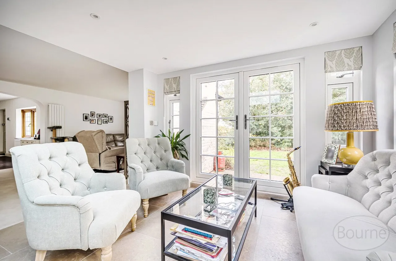 Frensham Road, Lower Bourne, GU10, photo 8