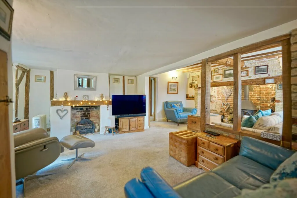High Stree St. Neots, PE19, photo 4