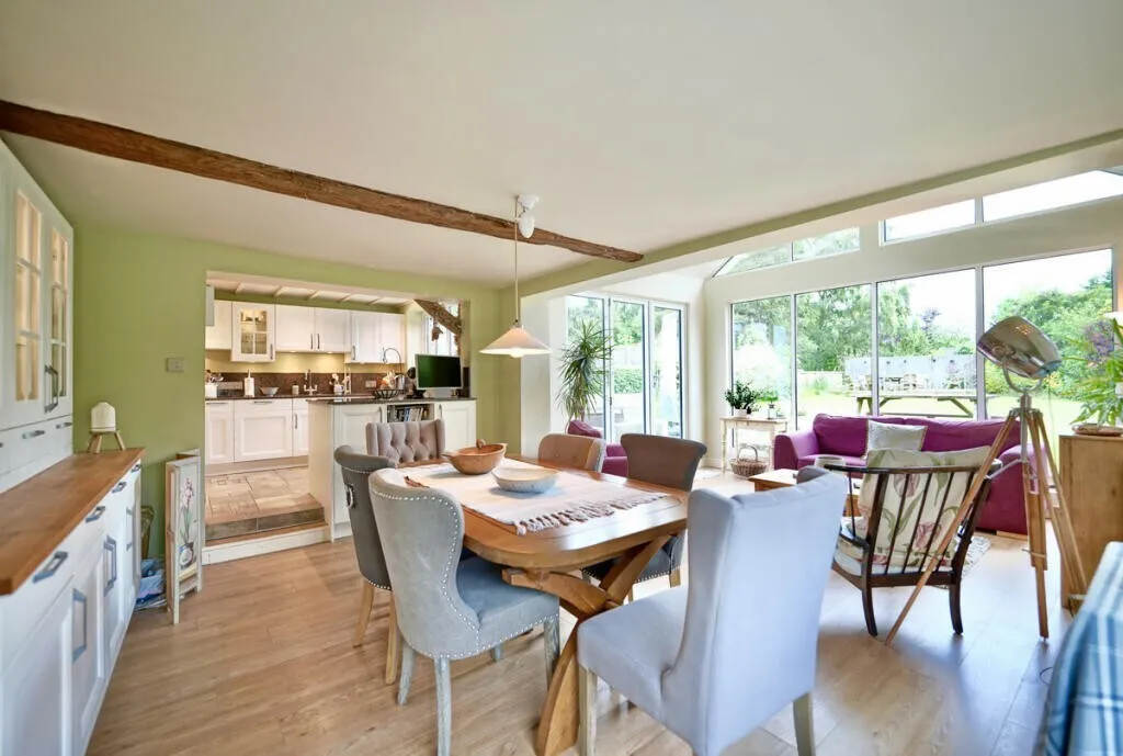 High Stree St. Neots, PE19, photo 6