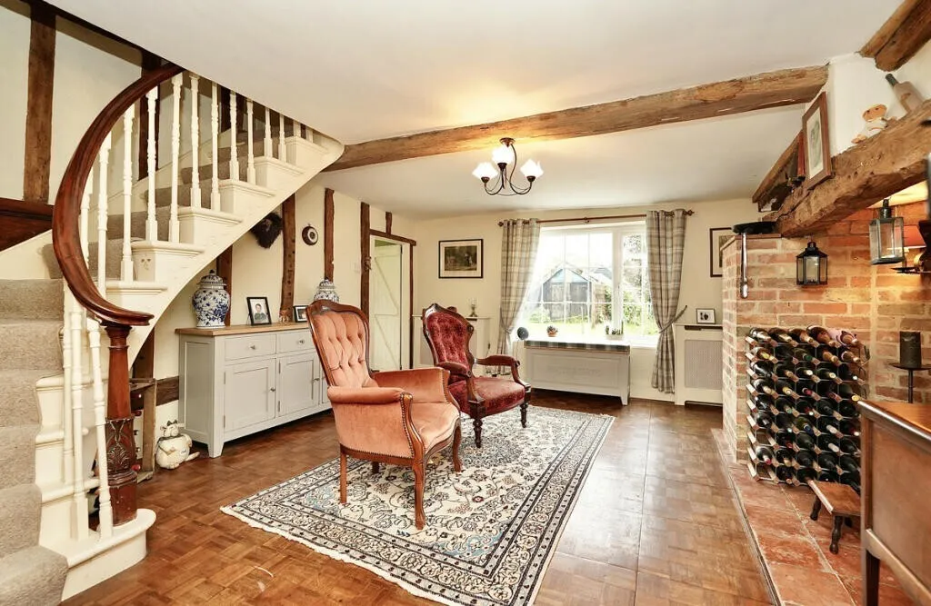 High Stree St. Neots, PE19, photo 8