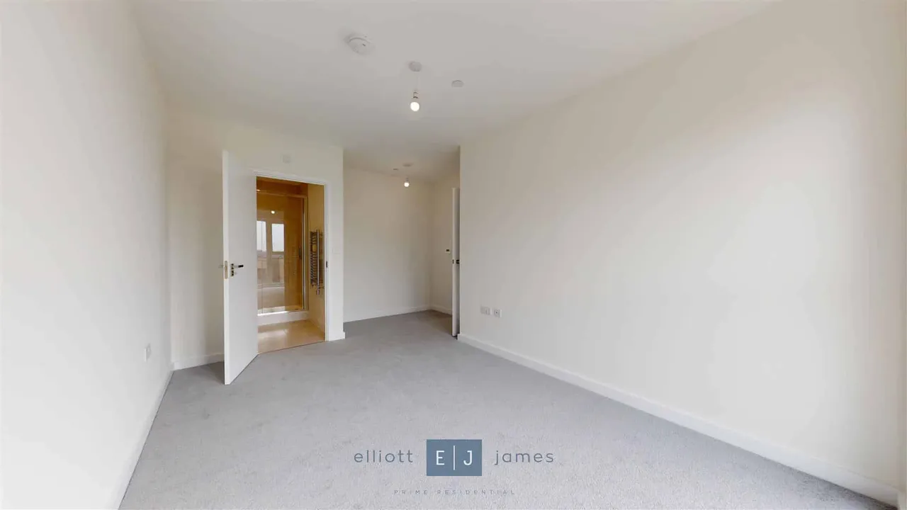 Borders Lane, Loughton, photo 9