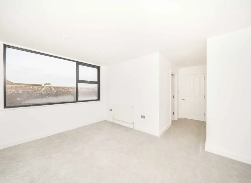 Portland Road, Norwood Junction, SE25, photo 6
