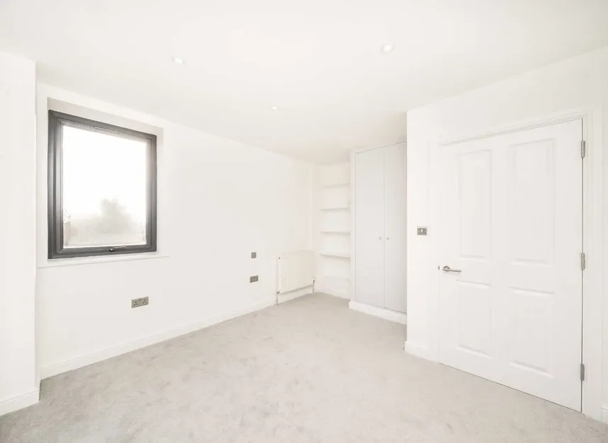 Portland Road, Norwood Junction, SE25, photo 4