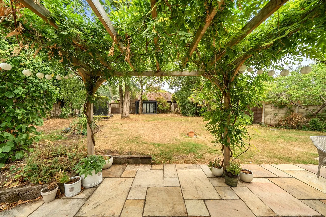 Boundstone Road, Rowledge, GU10, photo 7