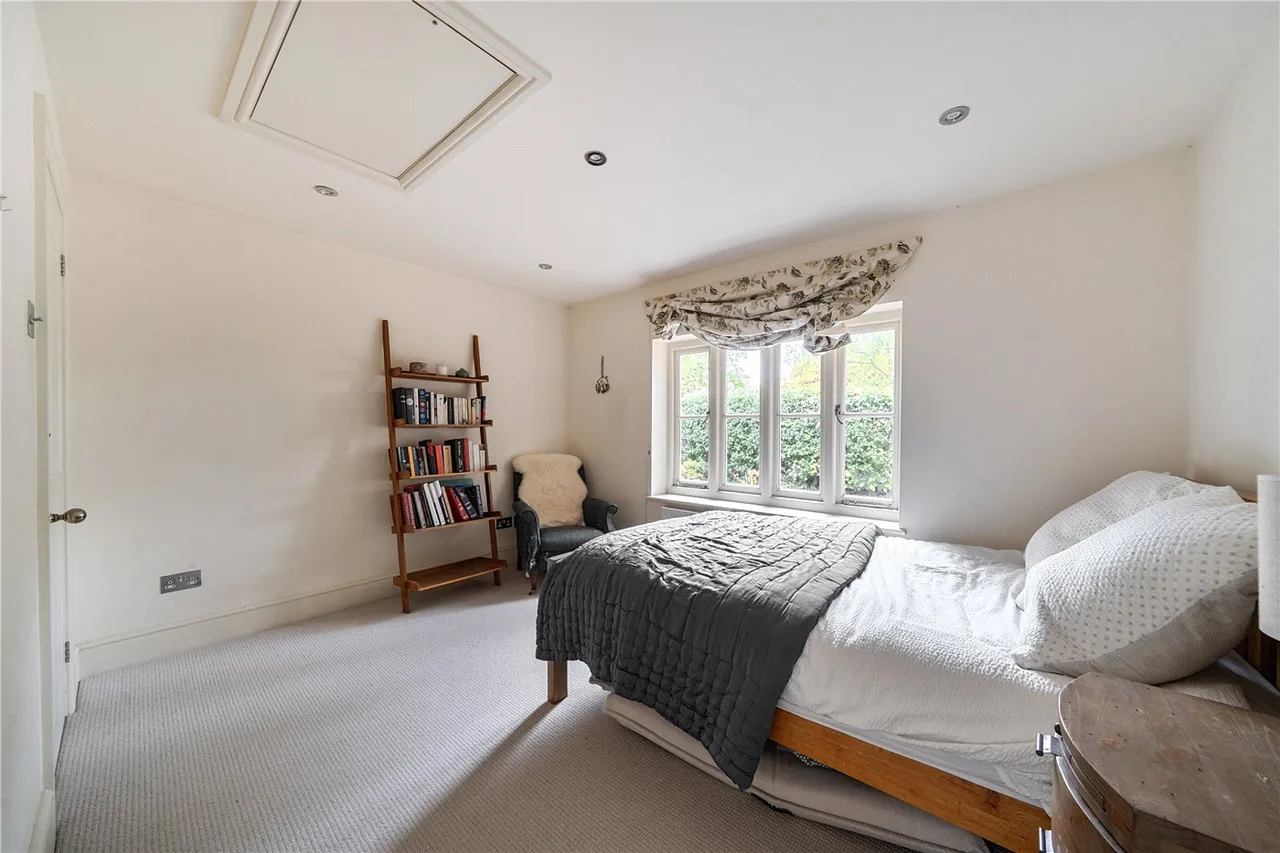 Boundstone Road, Rowledge, GU10, photo 9