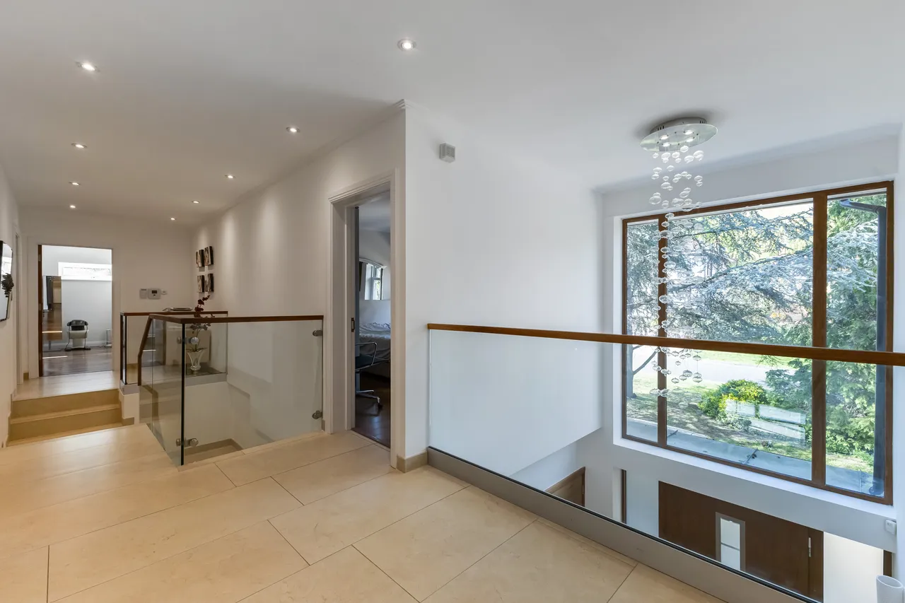 Valencia Road, Stanmore, HA7, photo 12