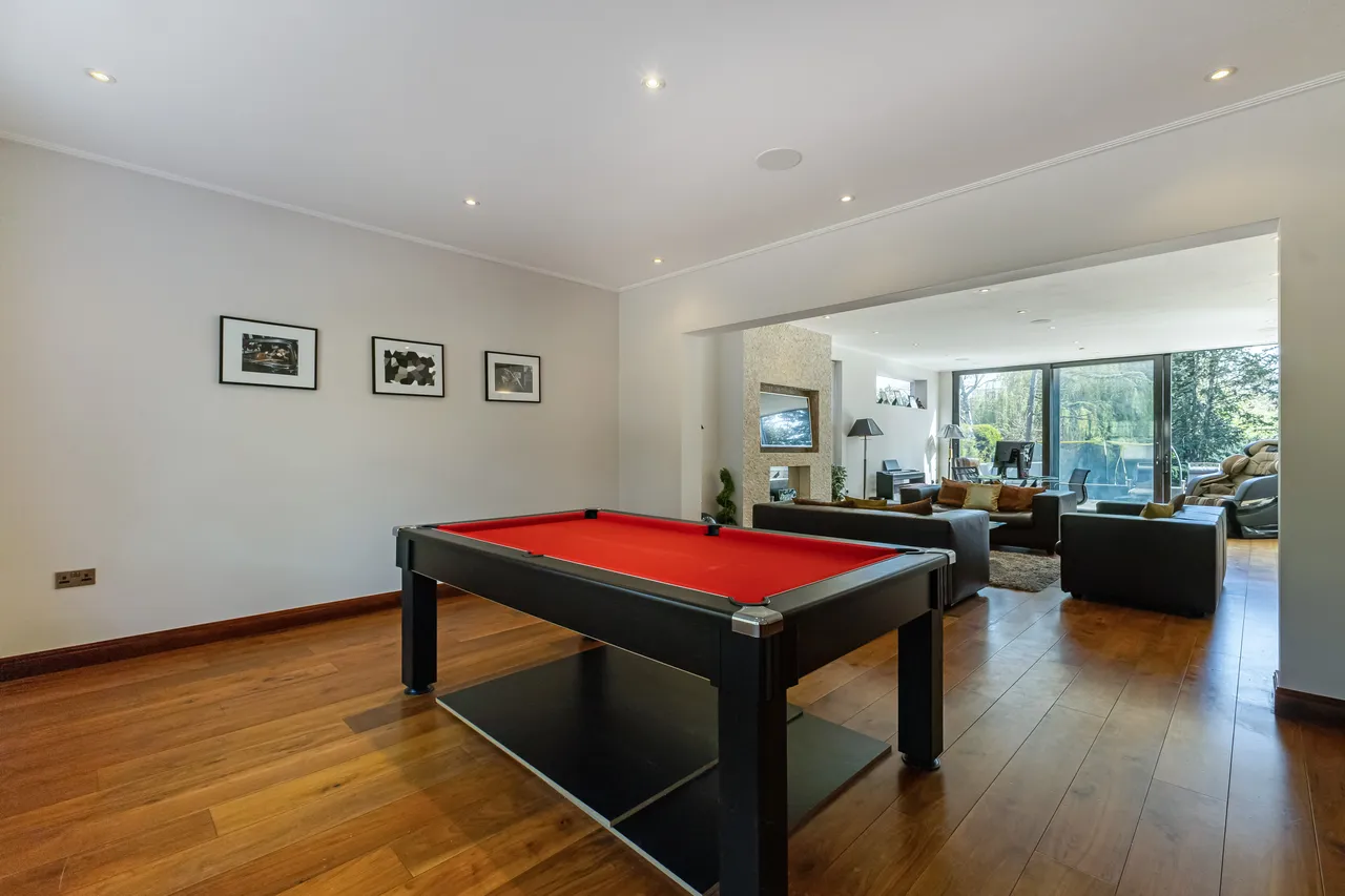 Valencia Road, Stanmore, HA7, photo 4