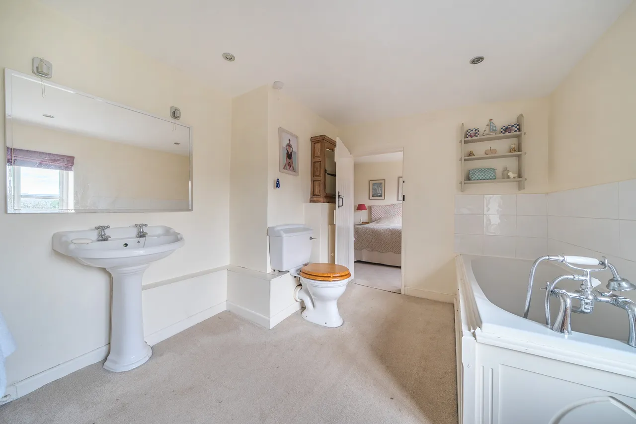 Nupend Lane, Nupend, GL10, photo 6