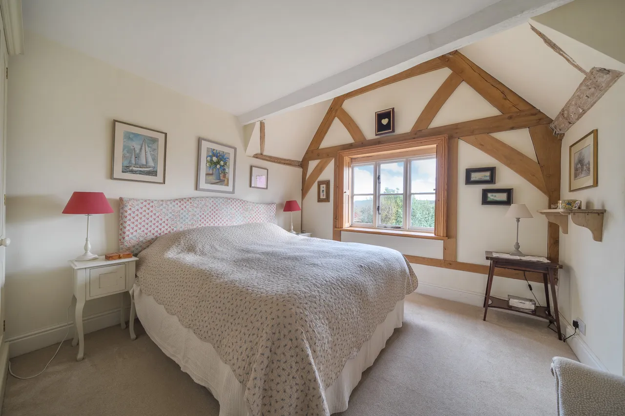 Nupend Lane, Nupend, GL10, photo 5