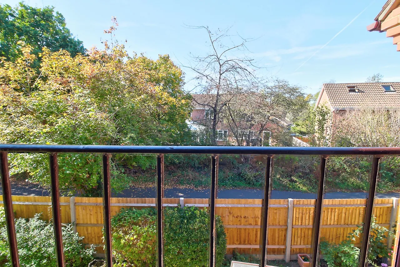 Farm View Drive, Basingstoke, RG24, photo 9