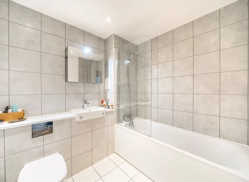 Blue Anchor Lane, Bermondsey, SE16, photo 5