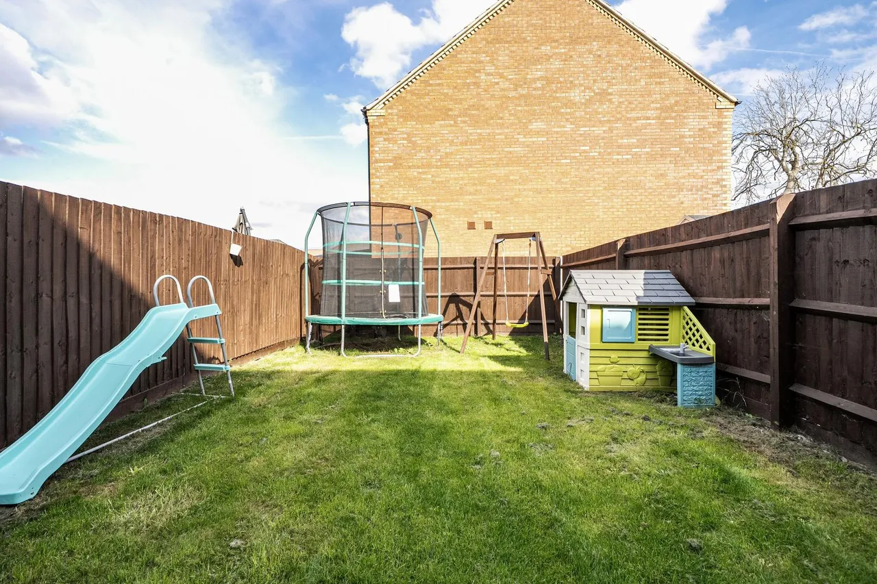 Inver Road, Lubbesthorpe, LE19, photo 18
