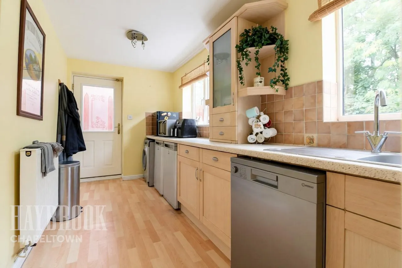 Thorncliffe View, Chapeltown, photo 8