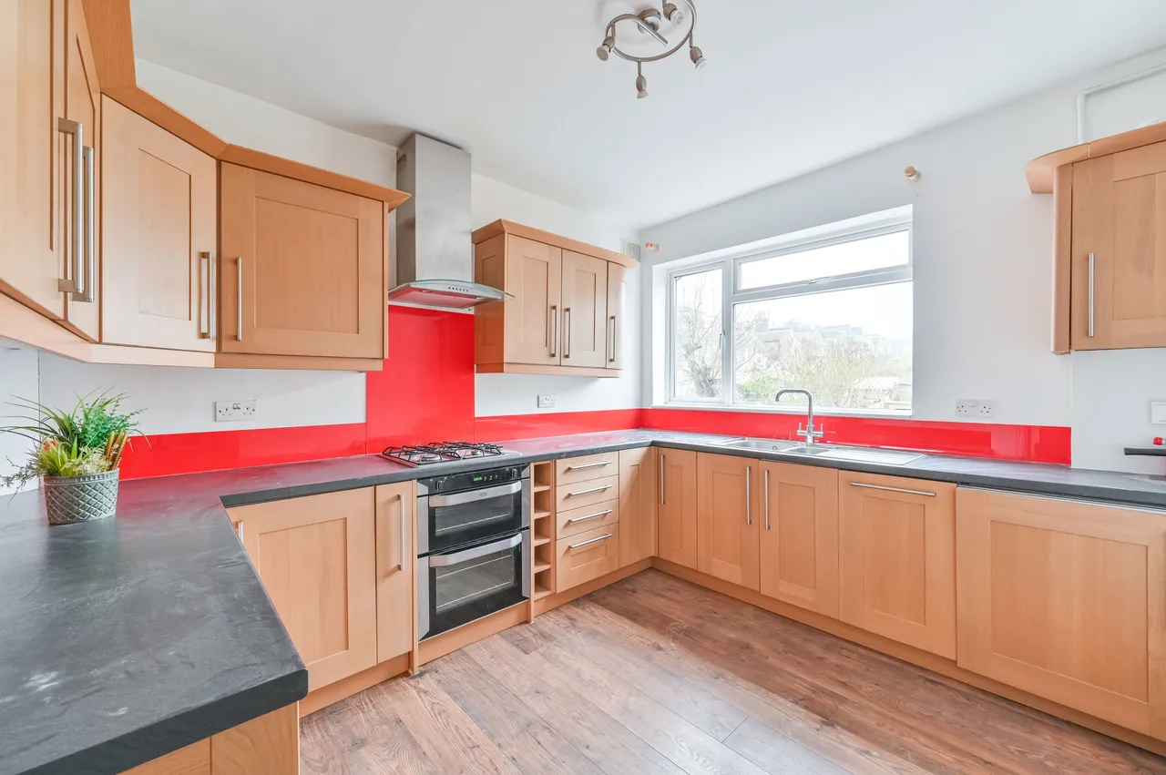 Upper Floor Flat, 236 Lee High Road, London, photo 10