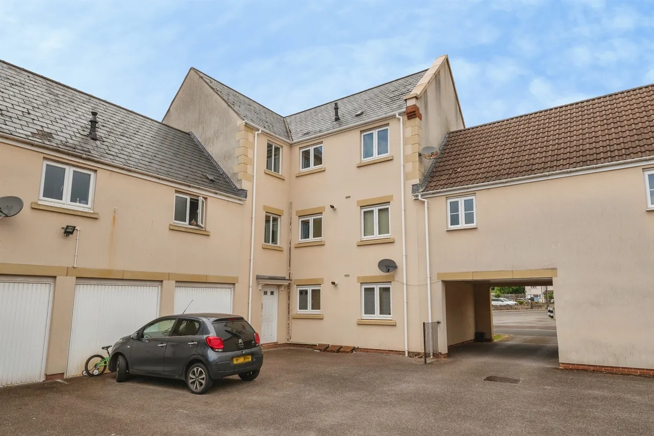 Home Terrace, Norton Fitzwarren, TA2, photo 16