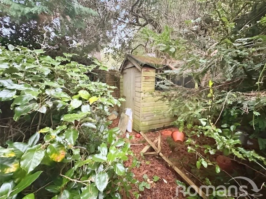 Belton Road, Camberley, GU15, photo 12