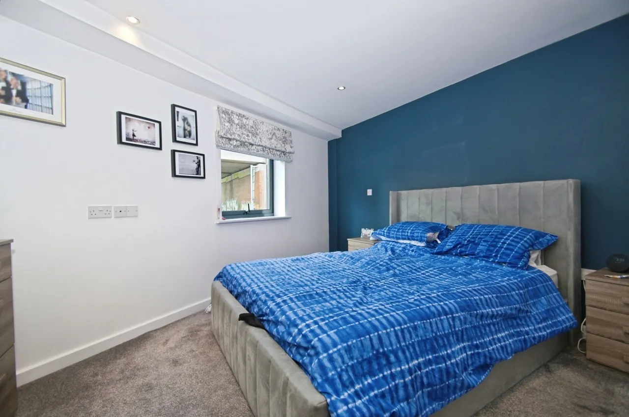 City Wharf Apartments, Schooner Way, Cardiff Bay, Cardiff, CF10, photo 6