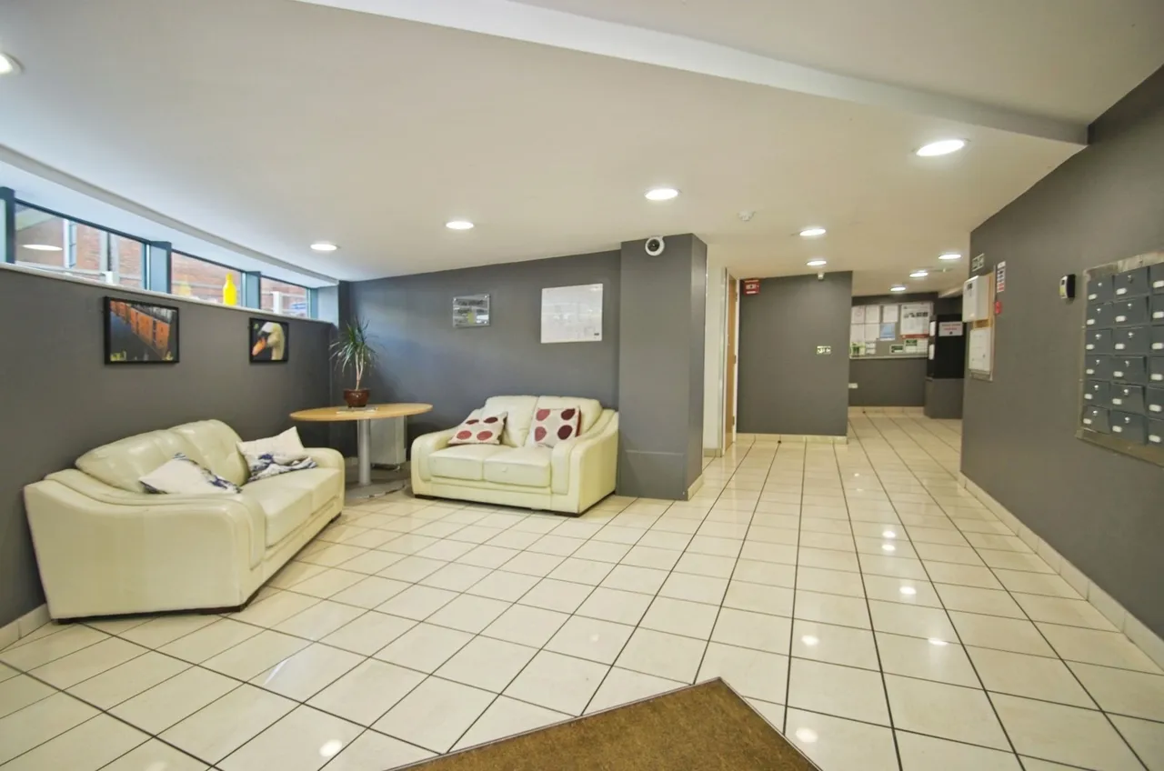City Wharf Apartments, Schooner Way, Cardiff Bay, Cardiff, CF10, photo 15