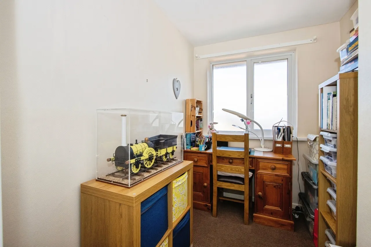 Oakland Drive, Netherton, WF4, photo 16