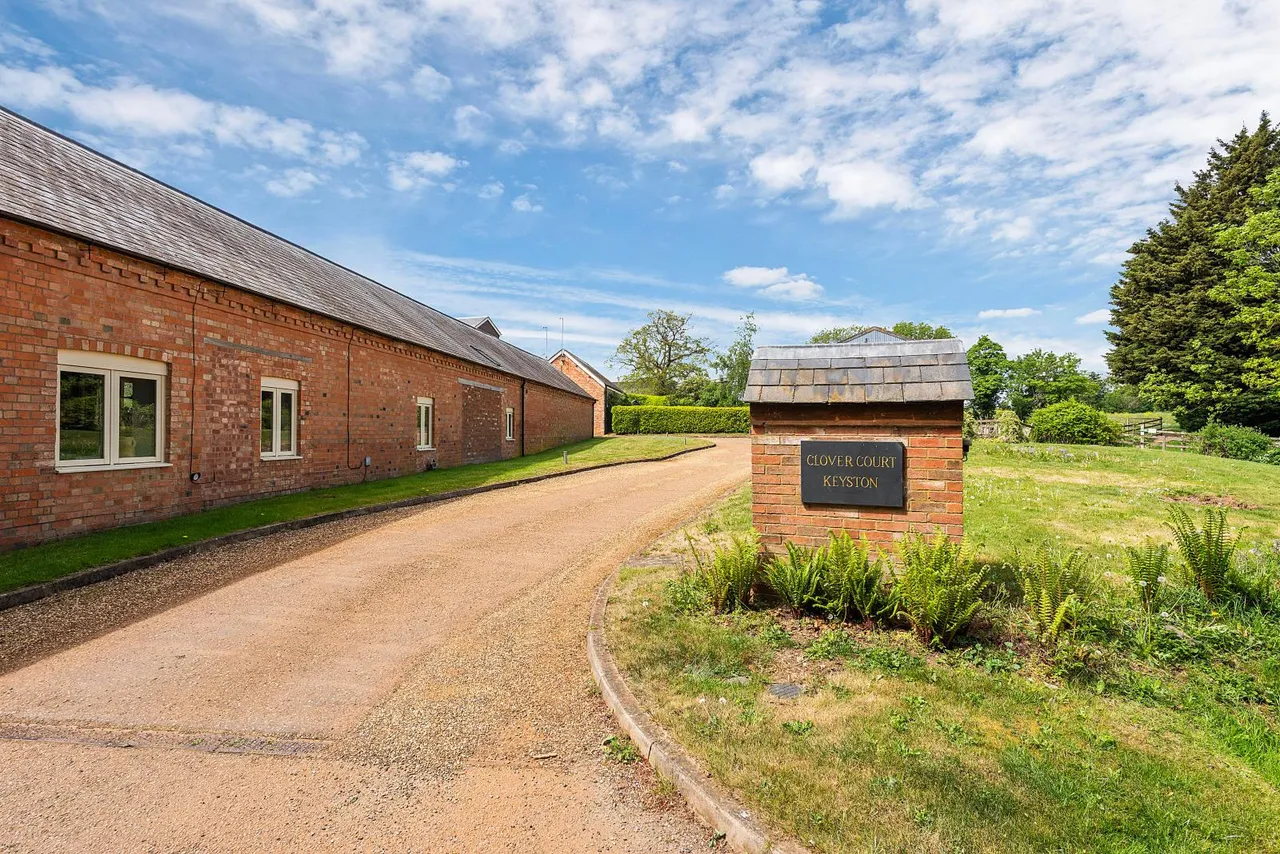Loop Road, Keyston, PE28, photo 23