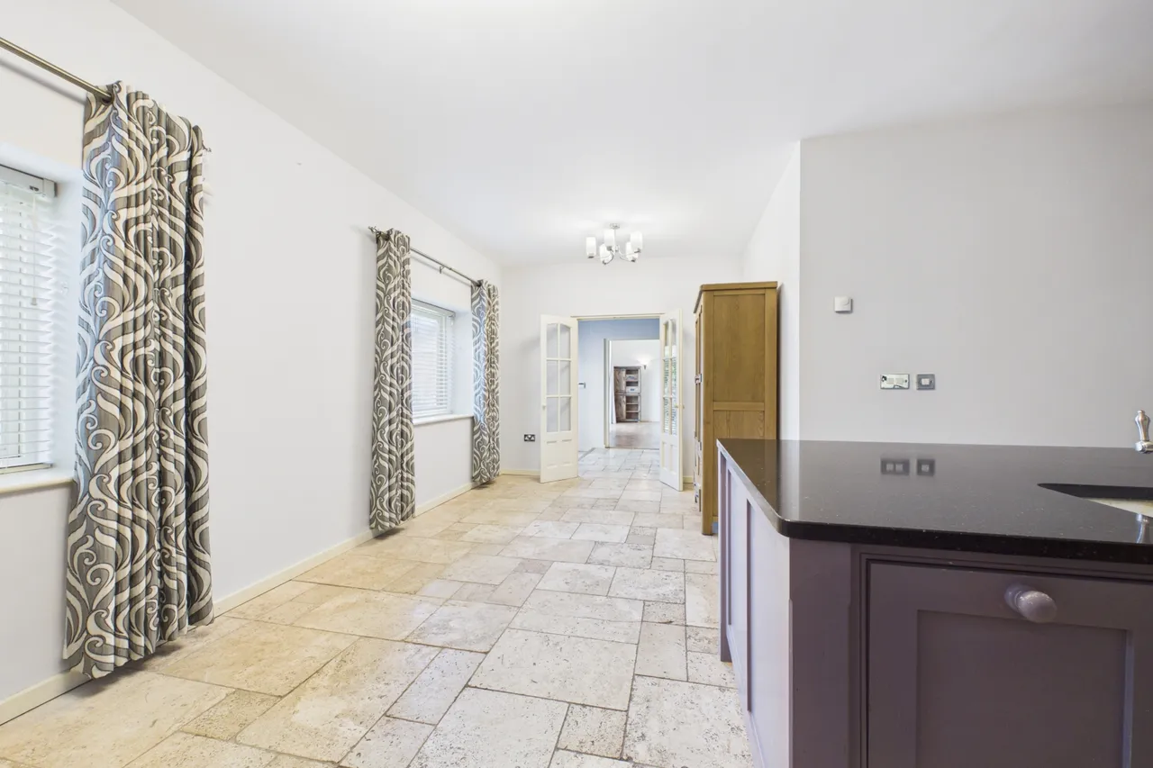 Loop Road, Keyston, PE28, photo 11