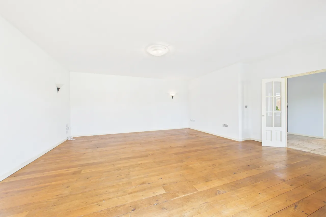 Loop Road, Keyston, PE28, photo 6