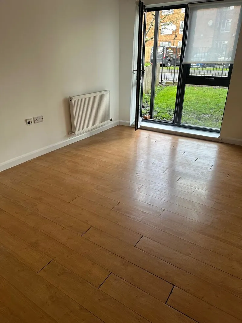 Chandos Parade Buckingham Road, CANONS PARK HA8 6DX, photo 6