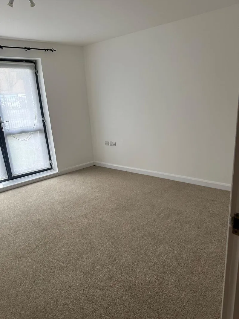 Chandos Parade Buckingham Road, CANONS PARK HA8 6DX, photo 8
