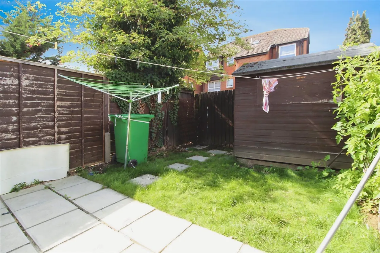 Braemar Gardens, Slough, photo 4