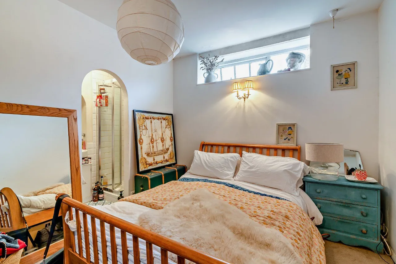 West End Grove, Farnham, Surrey, GU9 7EG, photo 11