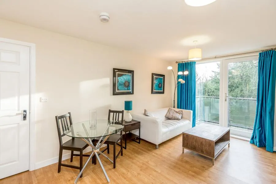 Candleford Court, Buckingham, MK18, photo 3