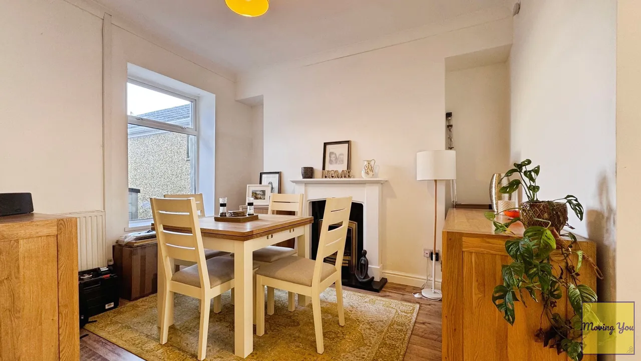 Bryngwyn Road, Llanelli, Carmarthenshire, SA14, photo 6