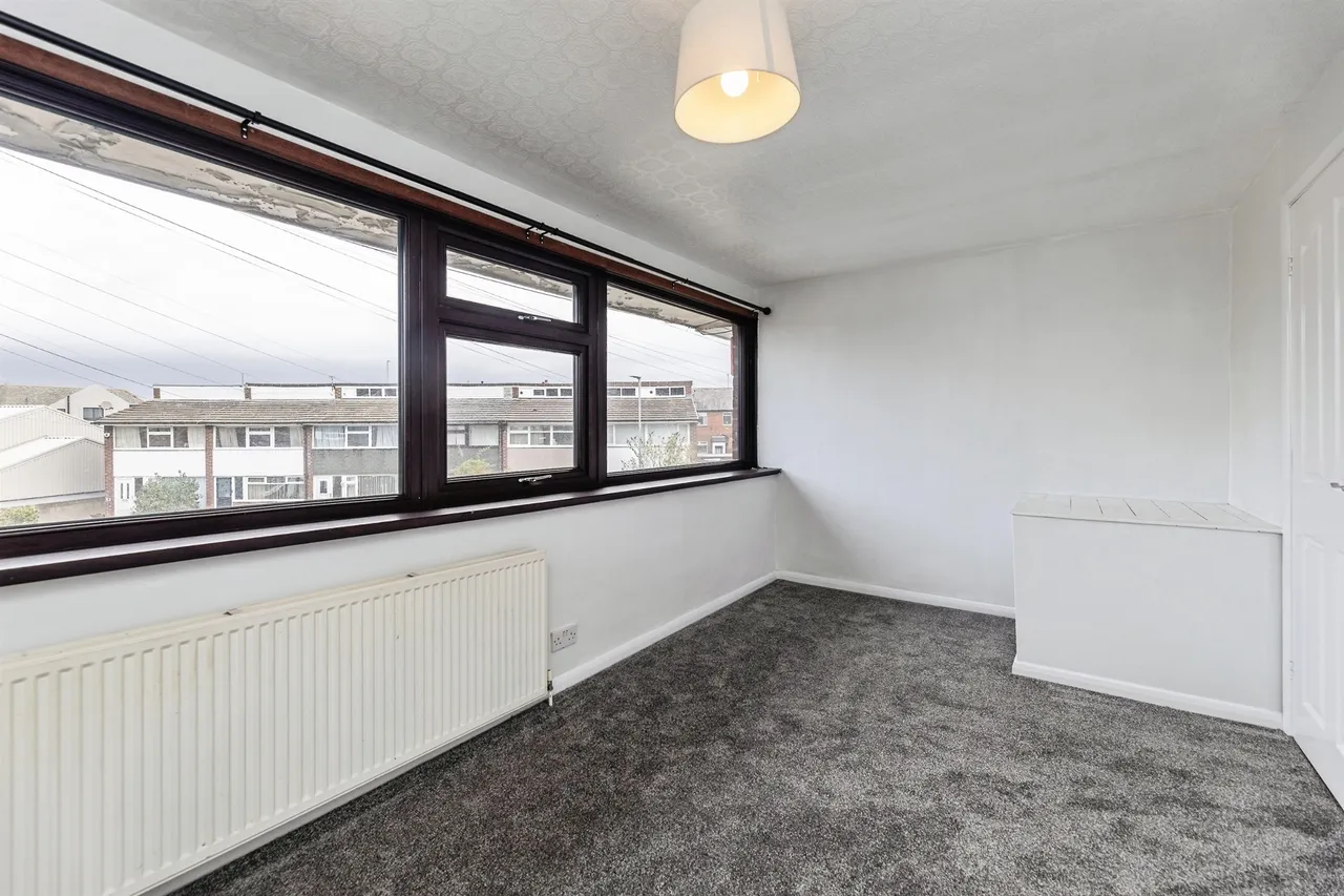 Syke Close, Tingley, WF3, photo 10