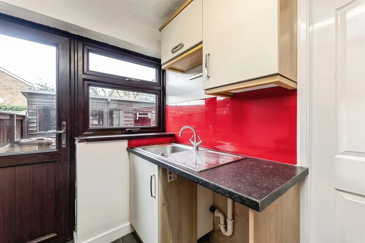 Syke Close, Tingley, WF3, photo 6
