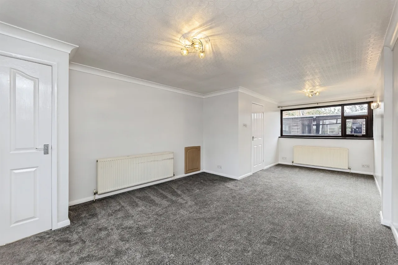 Syke Close, Tingley, WF3, photo 4