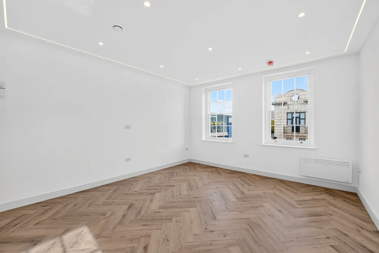 Longfield Street, London, SW18, photo 11